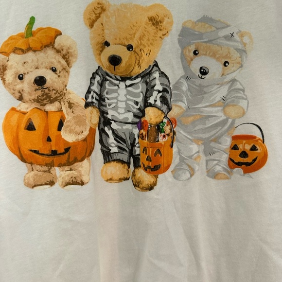 TIKTOK VIRAL HALLOWEEN CREEPY CRITTERS TEDDY BEAR  T SHIRT MEDIUM - Picture 2 of 4